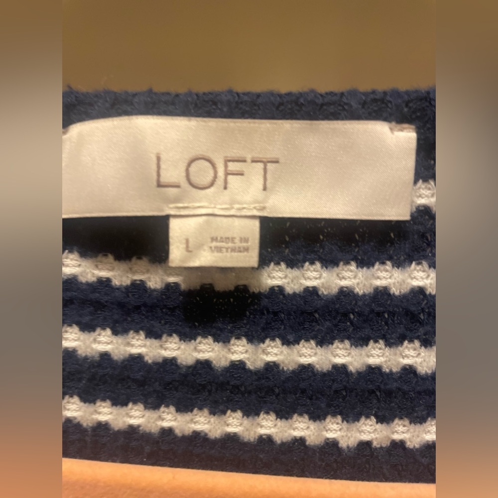 Gently worn
Large 
Blue and white striped knit shirt
Loft